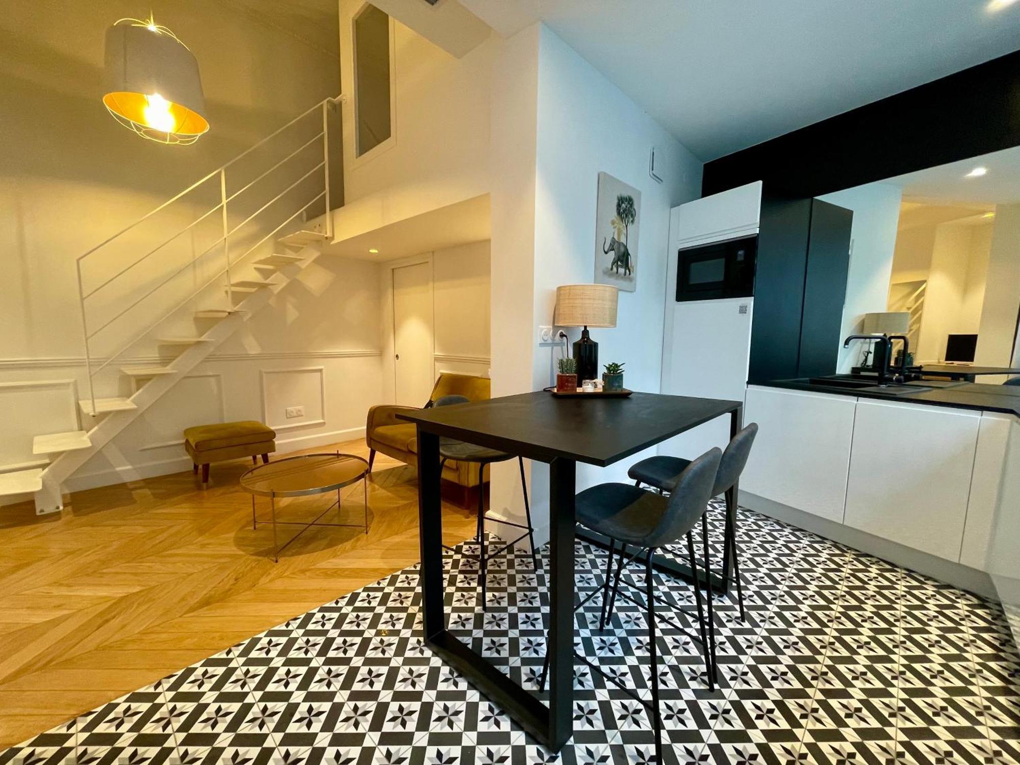 Appartements De Charme Du General Leclerc - Place D'Erlon - Hypercentre - Gare - Reims Luaran gambar